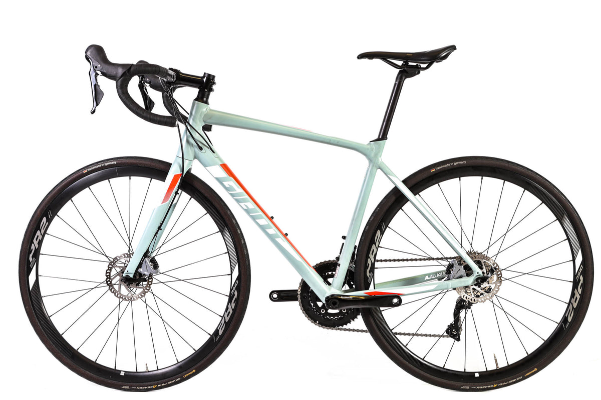 Giant Contend SL1 Disc Shimano 105 Road Bike 2019, Size M - Cycle Exchange